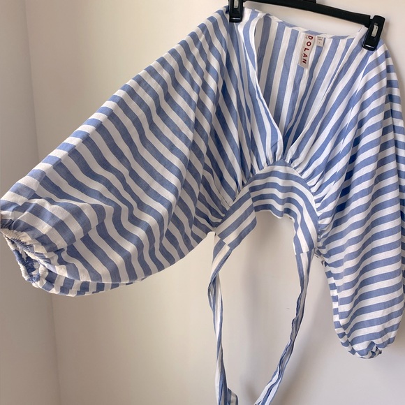 🔥Dolan by Anthropologie beautiful striped blue white top size S - Picture 10 of 11